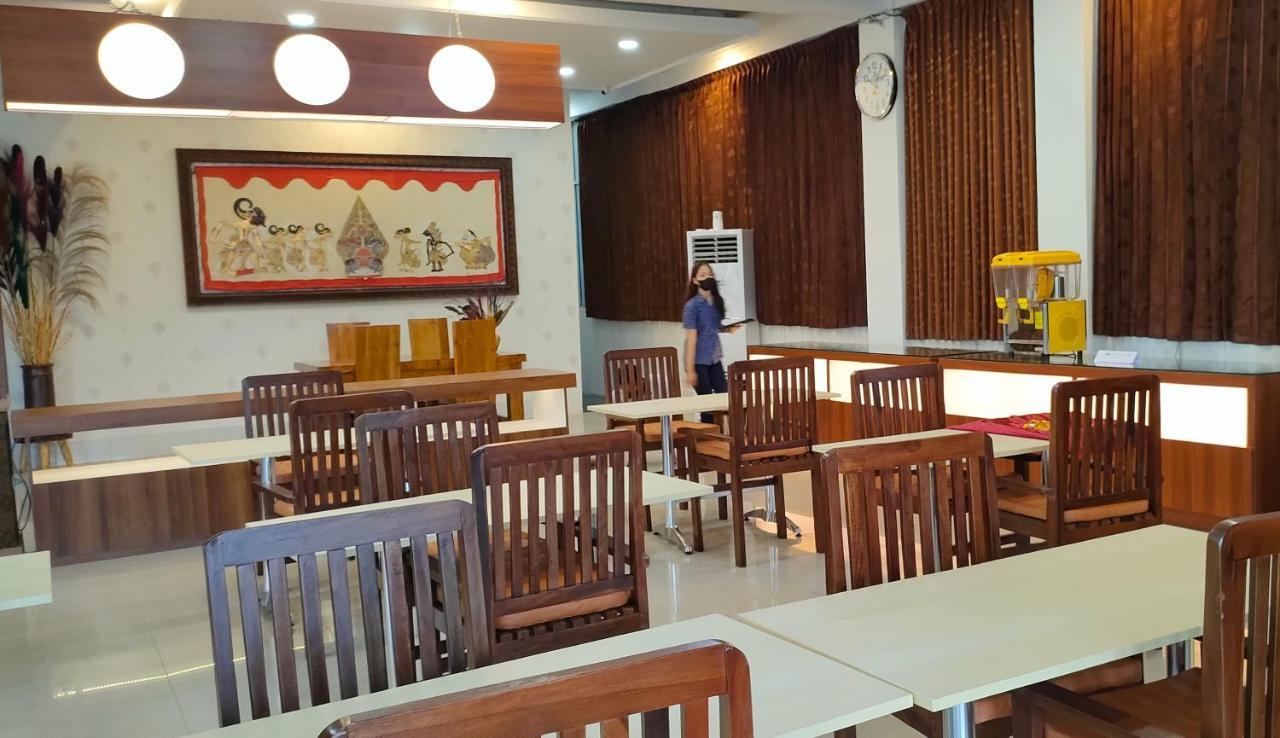 Golden Ganesha Hotel Yogyakarta By Ecommerceloka Gondowulung Exterior foto